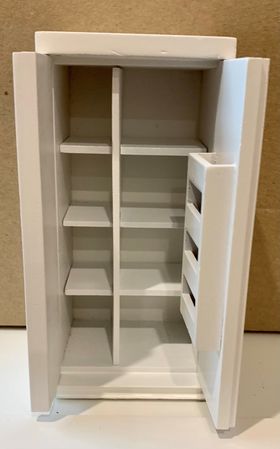 Fridge (68 x 60 x 140Hmm)