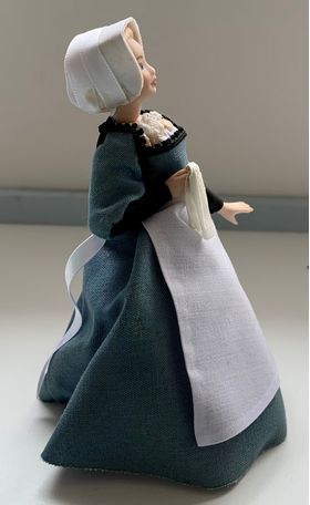 Lady by Maureen Clarke (130Hmm)