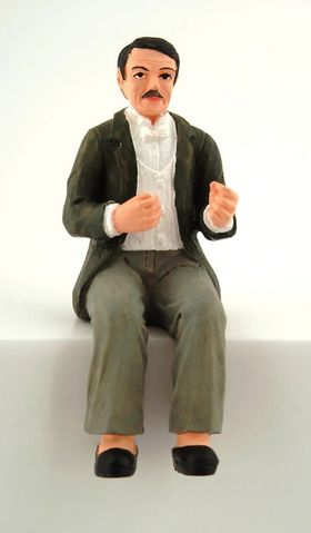Gentleman Sitting in Evening Attire  (PR) (110mmH)