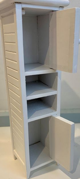 Tall White Cupboard (45W x 37D x 155Hmm)