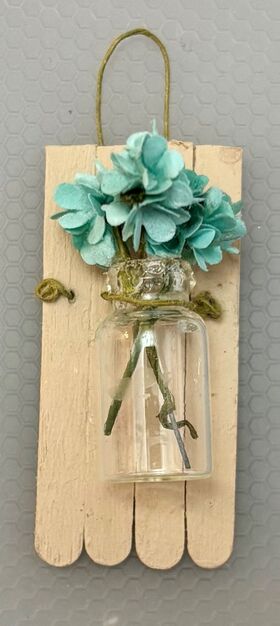 Hanging Pots by Kathy Brindle (35Hmm)