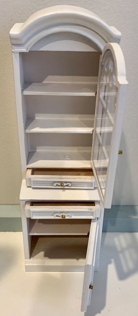 Fancy Tall Cabinet White (62 x 46 x 185Hmm)